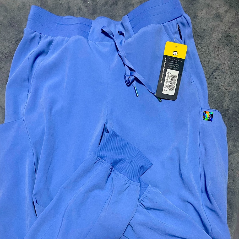 Wonderwink cargo jogger pants